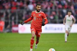 开云体育app-拜仁险胜阿根廷，德容三分雨点燃全场的简单介绍