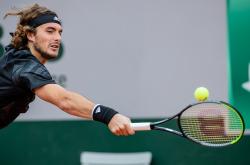 开云体育下载-包含德国网球队轻取日本网球队，西西帕斯高光表现的词条