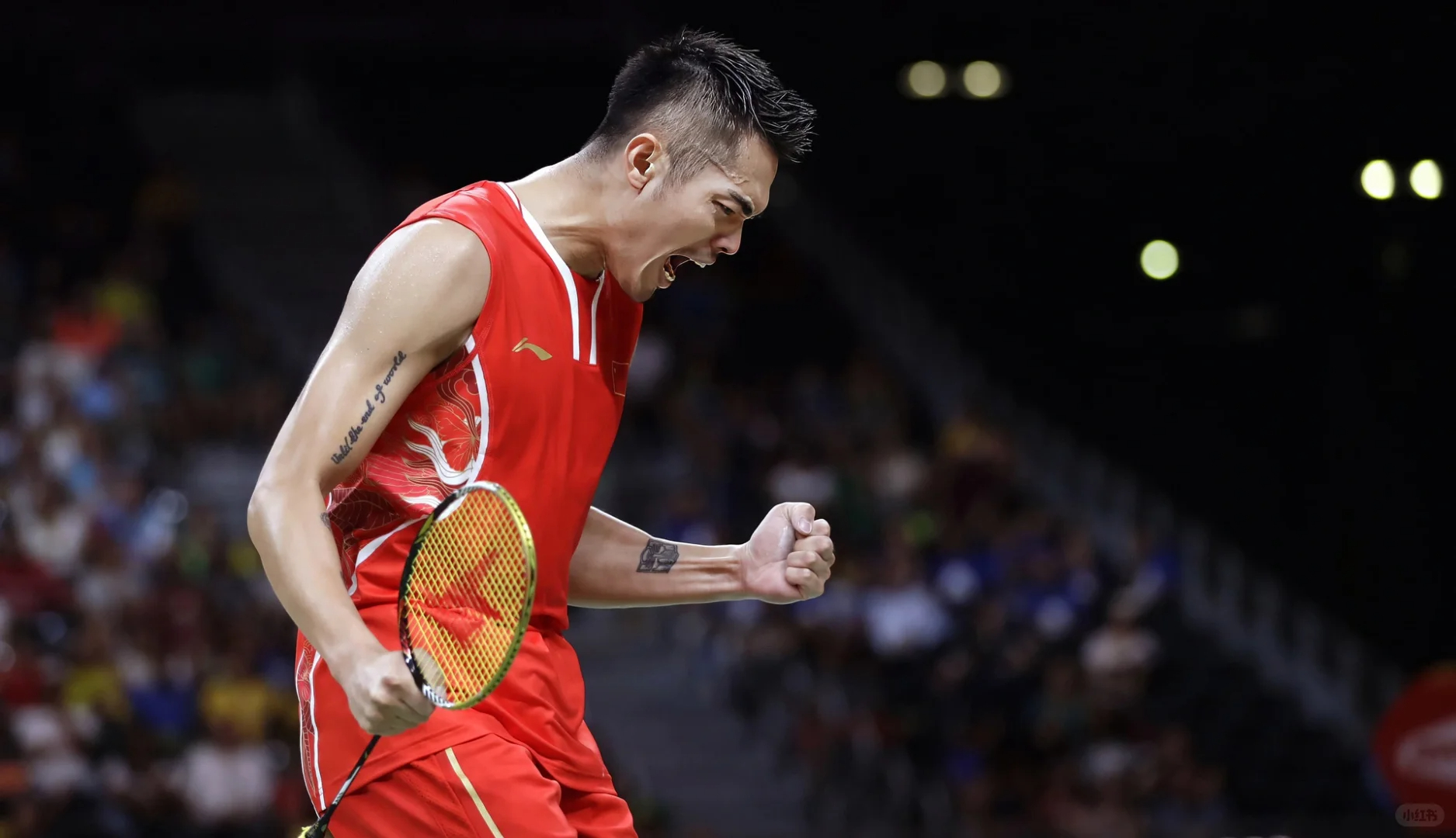 泰国羽毛球队完胜中国羽毛球队，谌龙送出助攻