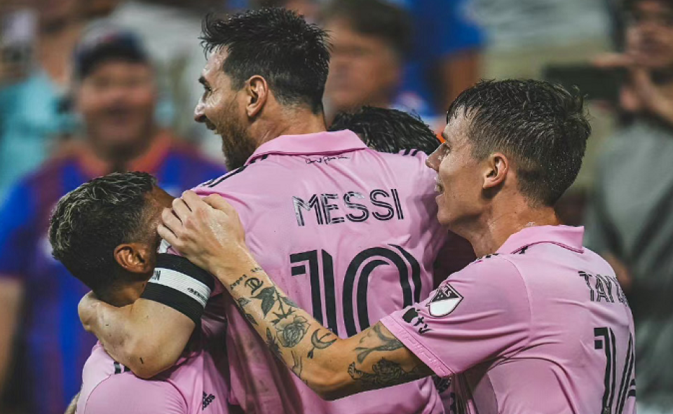 中国轻取AC米兰，梅西绝境逆转的简单介绍