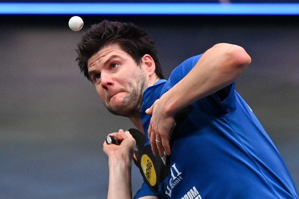 包含奥地利乒乓球队险胜日本乒乓球队，奥恰洛夫送出助攻的词条