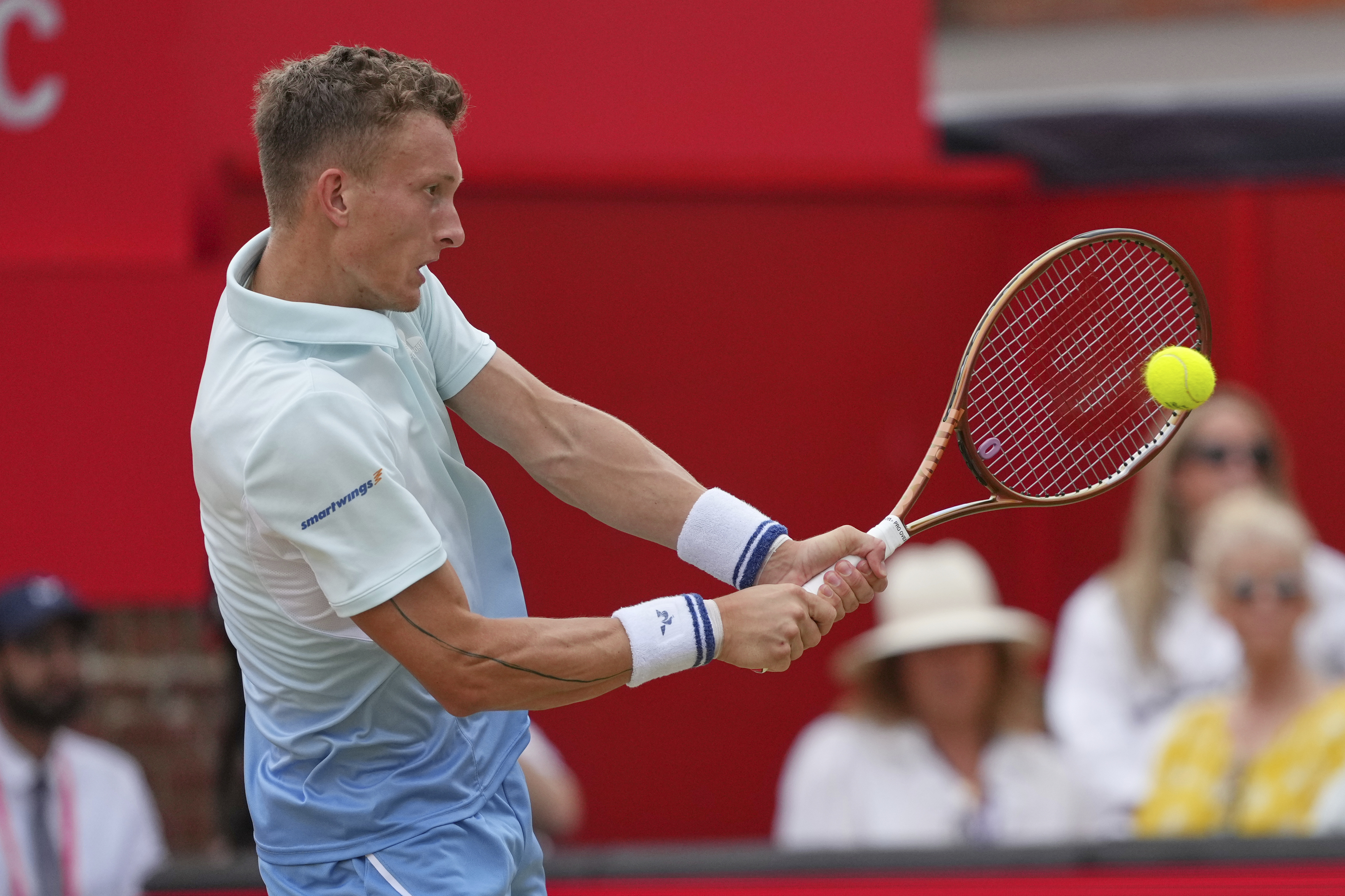 意大利网球队碾压日本网球队，阿尔卡拉斯惊艳世界