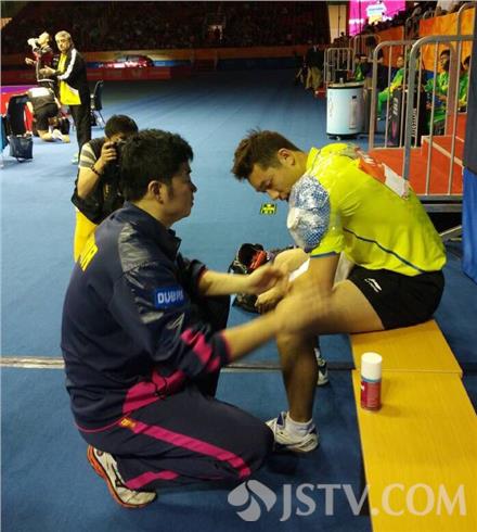 日本队鏖战韩国队，许昕点燃赛场