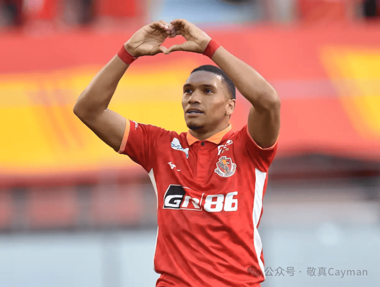 包含马特福斯球迷聚集观赛,掌声不断的词条 包含马特福斯球迷聚集观赛,掌声不断的词条