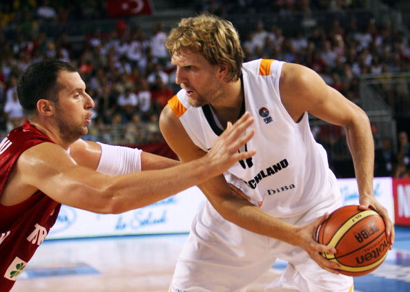 包含土耳其篮球甲级联赛收官，团结拼搏再创佳绩的词条