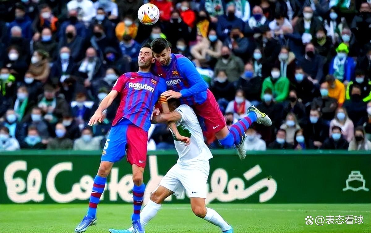 佛罗伦萨客场击败博洛尼亚，保持不败