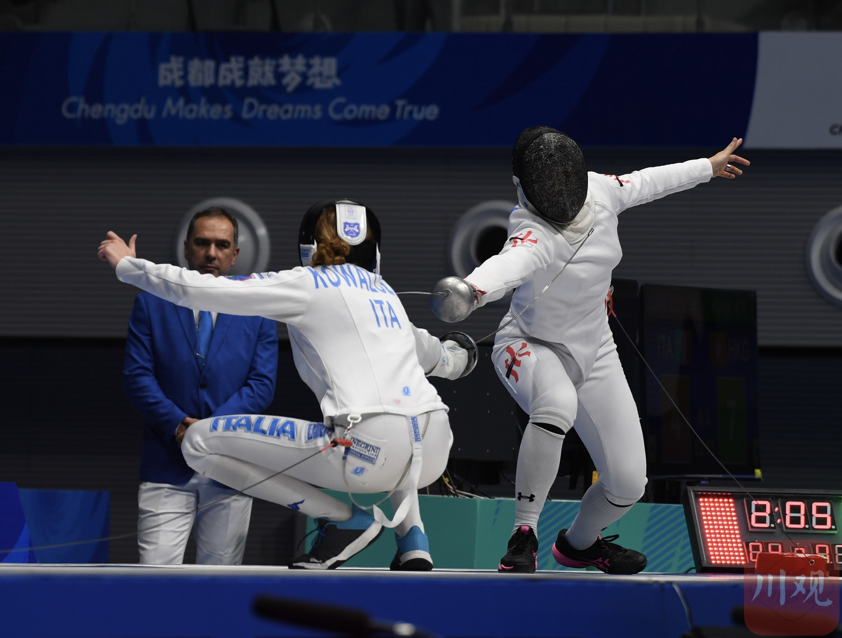 克罗地亚选手获得击剑比赛冠军