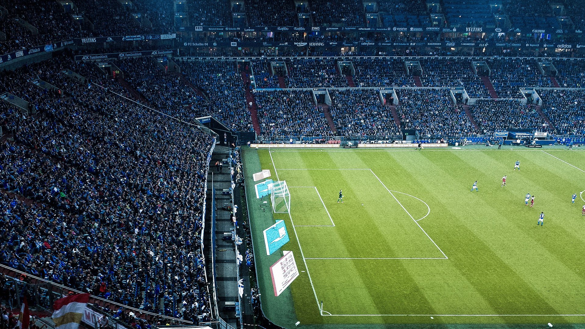 王权更迭夜，当新王冲垮铁壁鹈鹕，英格拉姆在废墟中加冕