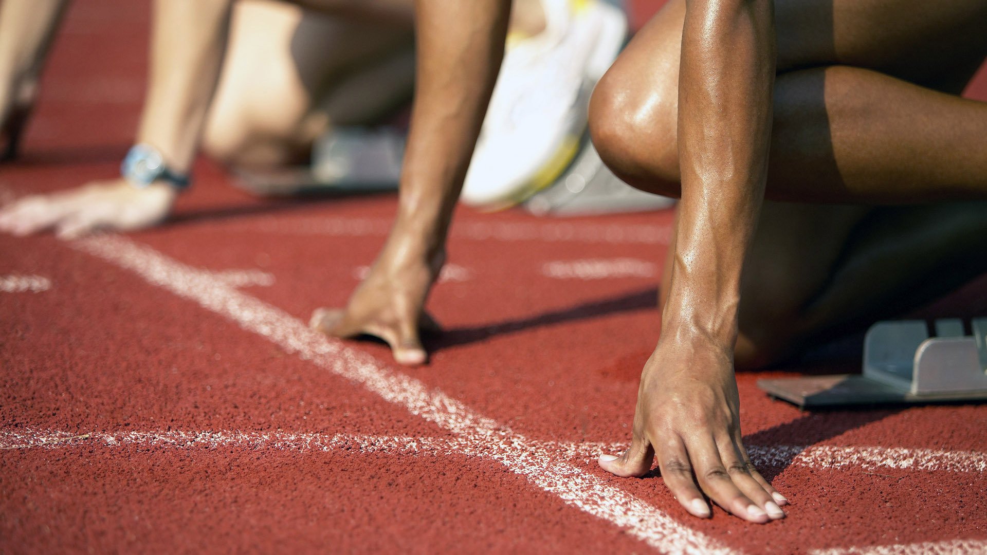 从绝境到荣耀，小贾伦领军，掘金逆转深圳的战术与意志之战